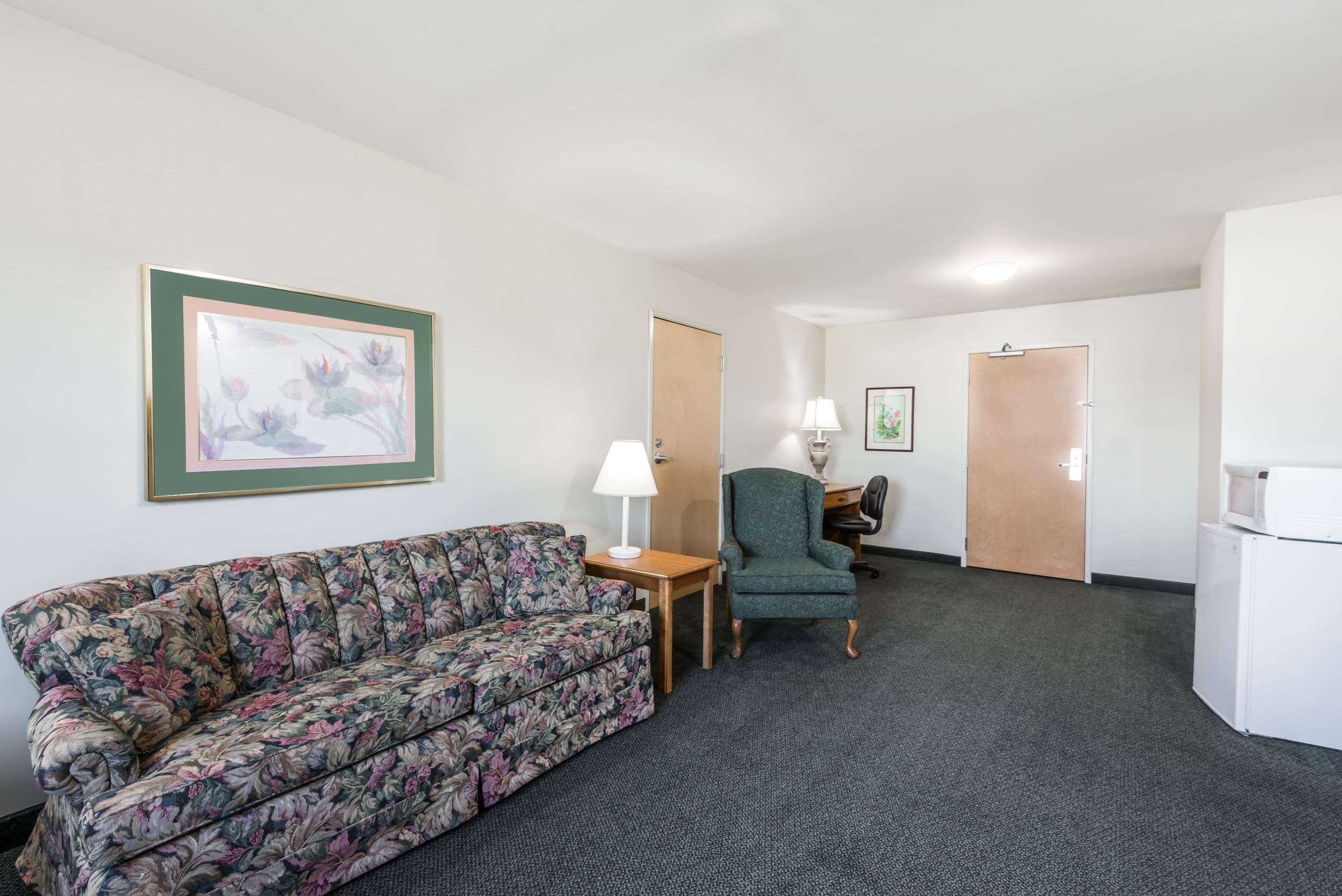 Готель Super 8 By Wyndham Hagerstown/Halfway Area Екстер'єр фото